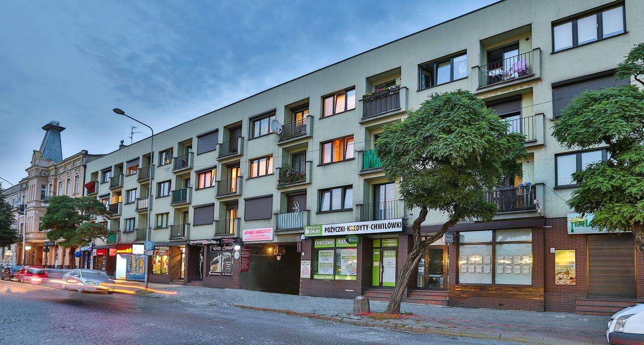 Pokoje Goscinne Czestochowa Bagian luar foto
