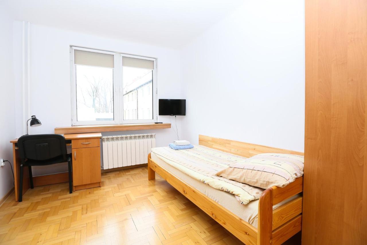 Pokoje Goscinne Czestochowa Bagian luar foto
