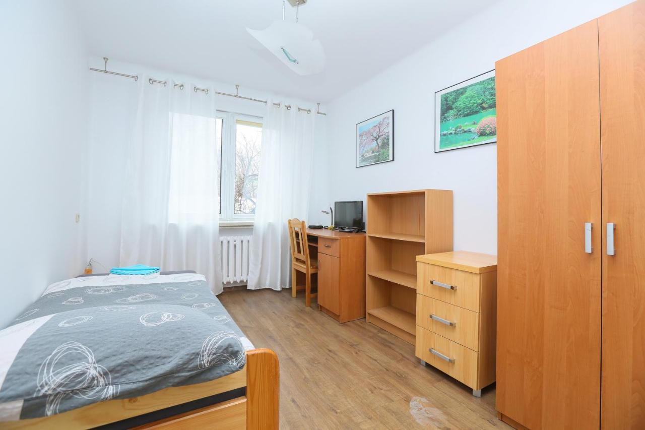 Pokoje Goscinne Czestochowa Bagian luar foto
